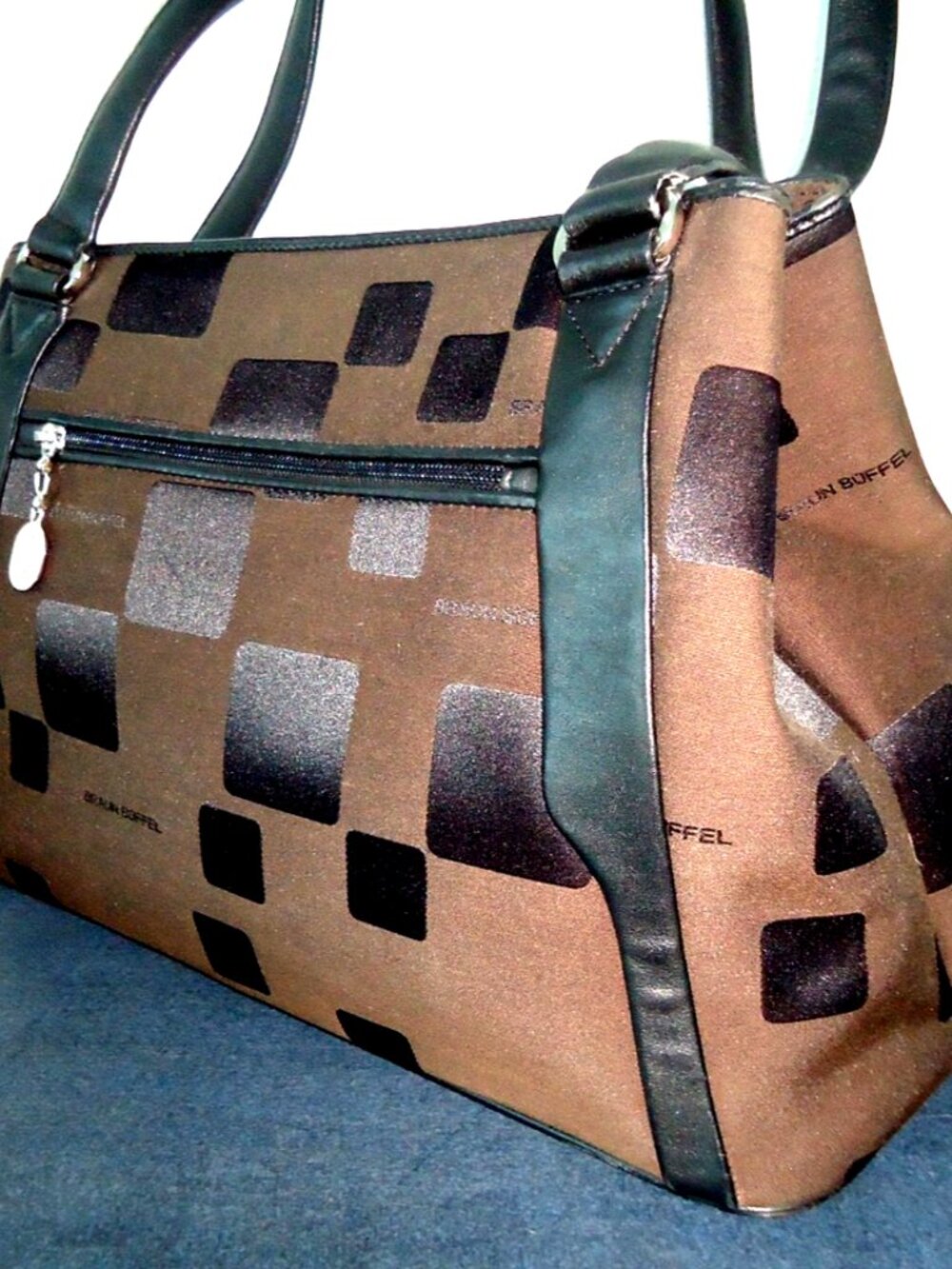 RARE Vtg BRAUN BUFFEL GERMANY Brown Black Logo Shoulder Bag